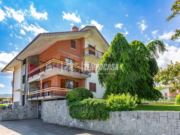 appartamento in vendita a Giaveno in zona Selvaggio