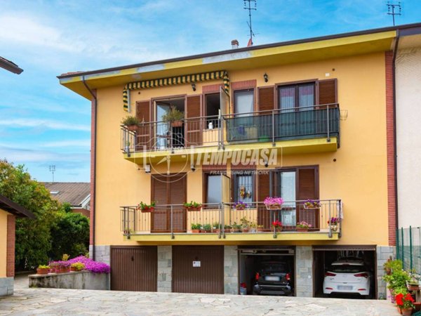 appartamento in vendita a Giaveno in zona Selvaggio