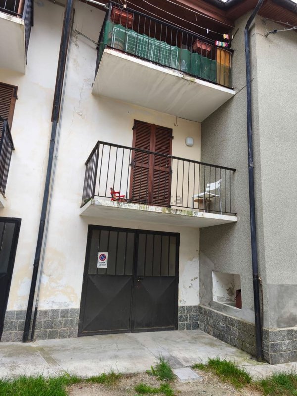 appartamento in vendita a Giaveno in zona Selvaggio