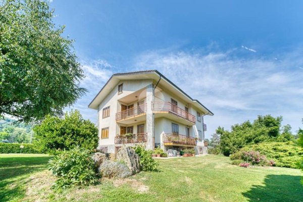 casa indipendente in vendita a Giaveno in zona Villa