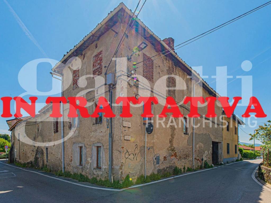 casa indipendente in vendita a Giaveno