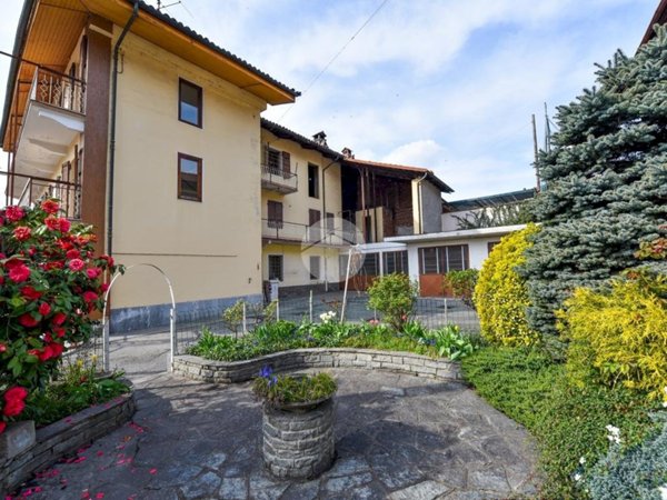 casa indipendente in vendita a Giaveno in zona Pontepietra