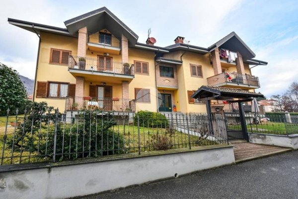 appartamento in vendita a Giaveno in zona Sala