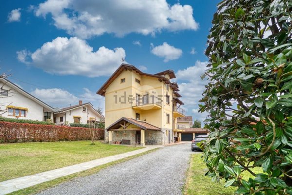 appartamento in vendita a Giaveno in zona Villa