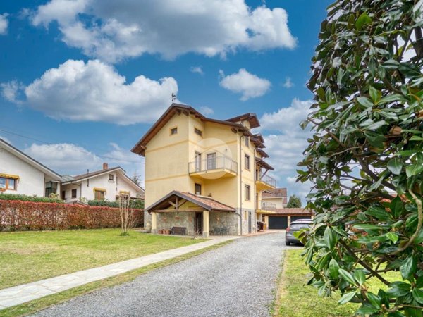 appartamento in vendita a Giaveno in zona Villa