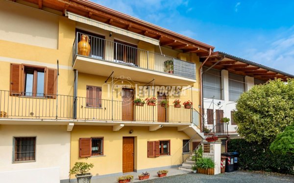 appartamento in vendita a Giaveno in zona Ruata Sangone