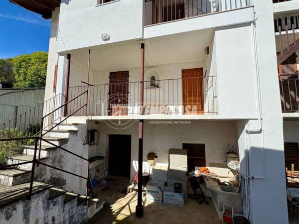 appartamento in vendita a Giaveno in zona Maddalena