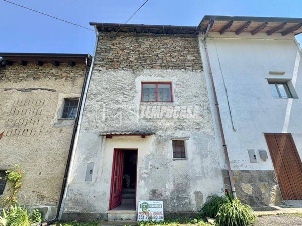 casa indipendente in vendita a Giaveno