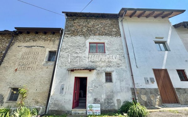 casa indipendente in vendita a Giaveno