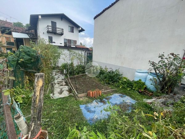 casa semindipendente in vendita a Giaveno