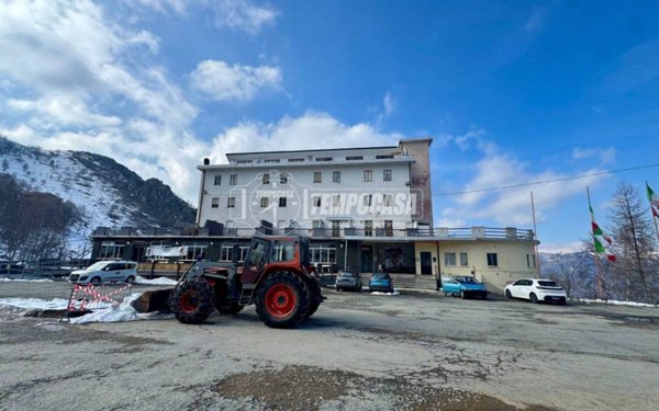 appartamento in vendita a Giaveno in zona Alpe Colombino