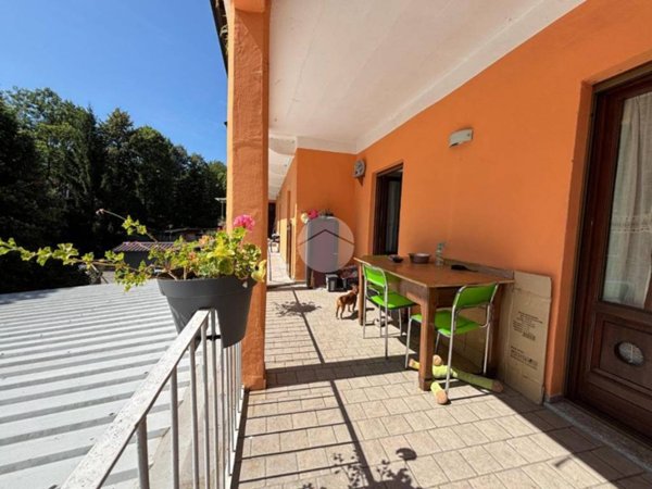 appartamento in vendita a Giaveno in zona Pontepietra