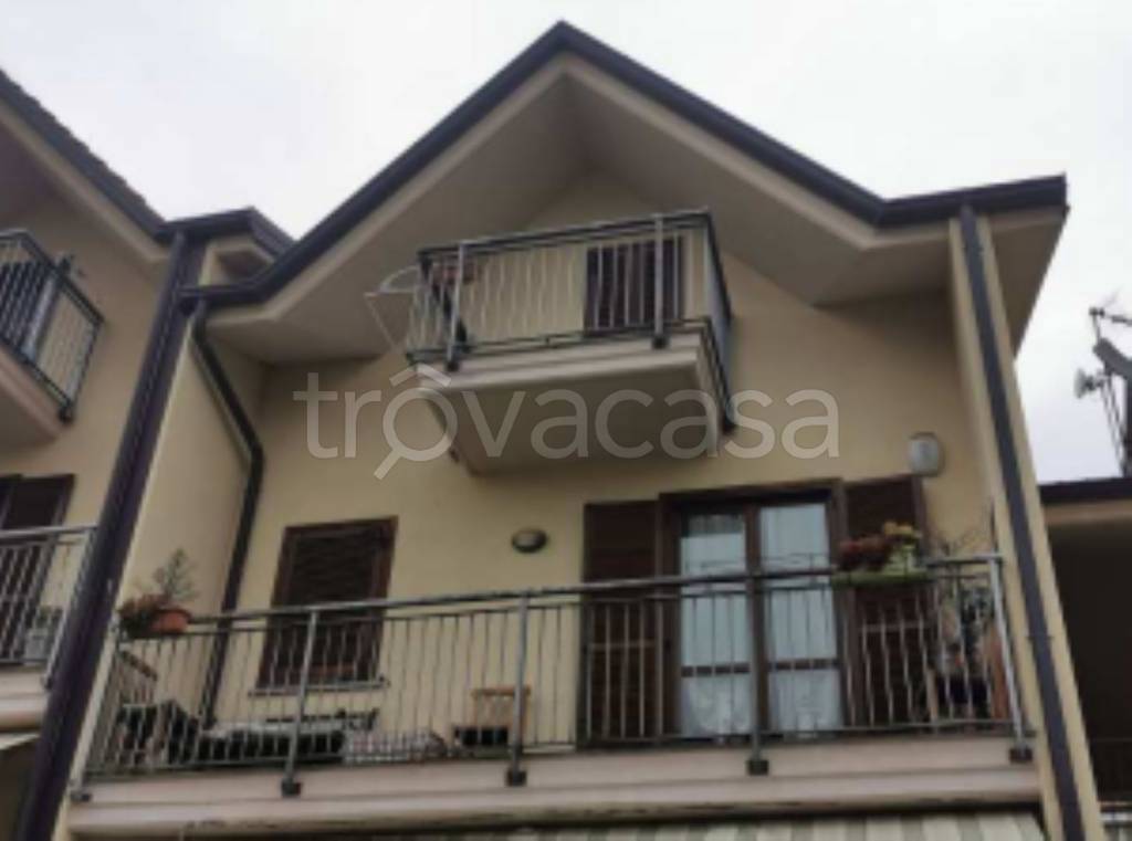 appartamento in vendita a Giaveno in zona Colpastore