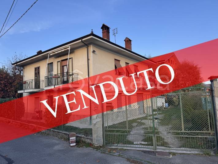 casa indipendente in vendita a Giaveno in zona Villa