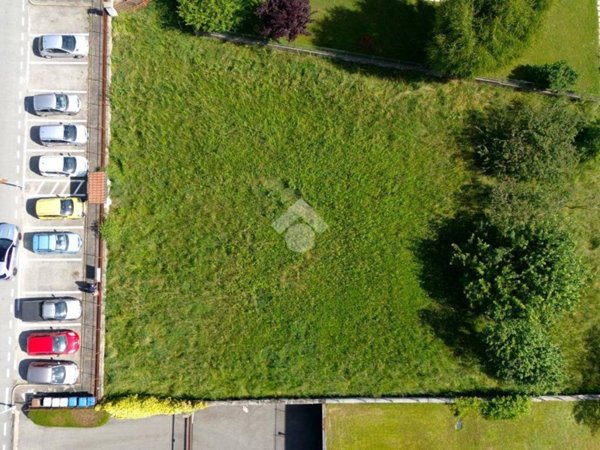 terreno edificabile in vendita a Giaveno