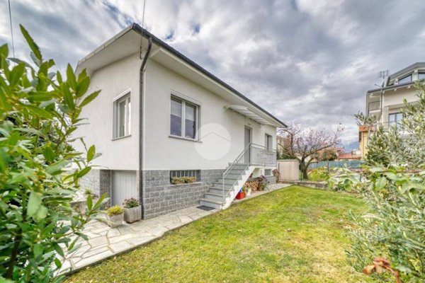 casa indipendente in vendita a Giaveno in zona Villa
