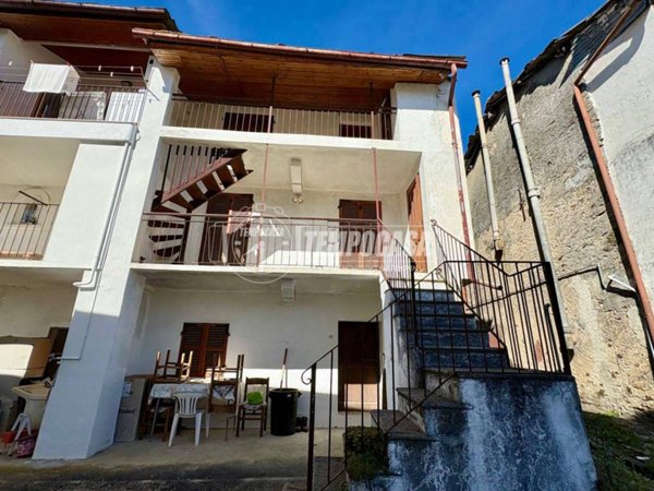 casa semindipendente in vendita a Giaveno