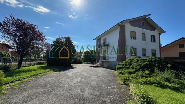 casa indipendente in vendita a Giaveno in zona Villa