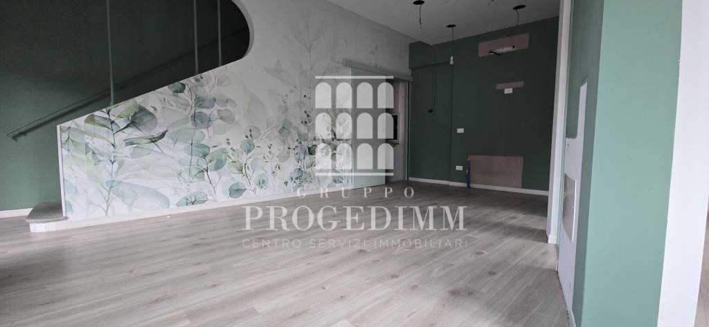 negozio in vendita a Giaveno