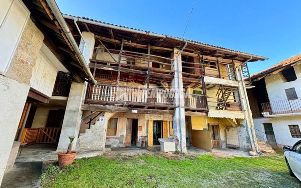 appartamento in vendita a Giaveno in zona Villa