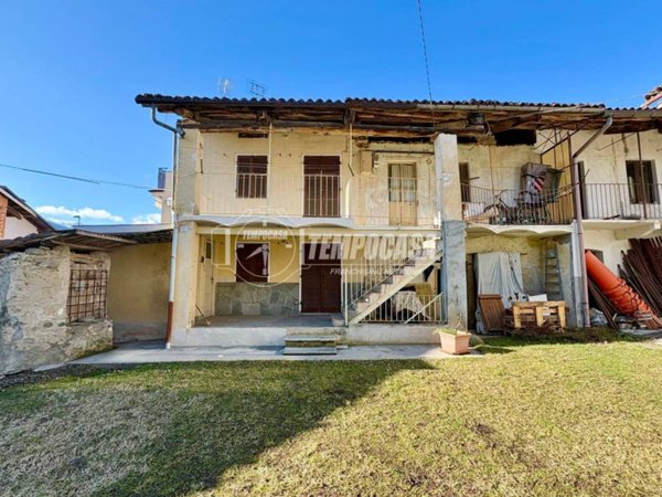 appartamento in vendita a Giaveno in zona Villa