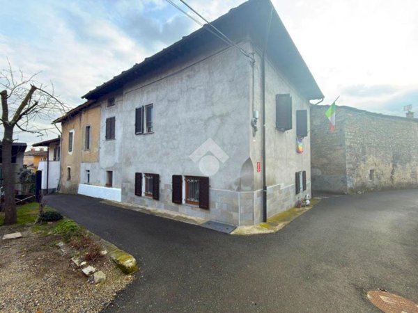 casa semindipendente in vendita a Giaveno