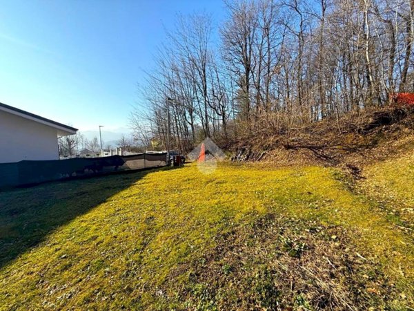 terreno edificabile in vendita a Giaveno