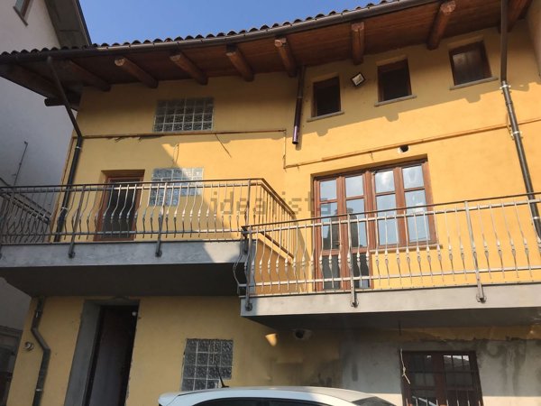 appartamento in vendita a Giaveno in zona Ruata Sangone