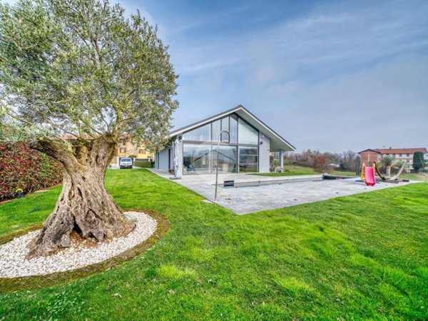 casa indipendente in vendita a Giaveno in zona Villa