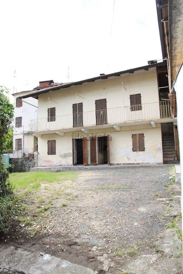 casa indipendente in vendita a Giaveno in zona Pontepietra
