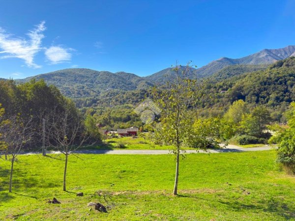 terreno edificabile in vendita a Giaveno
