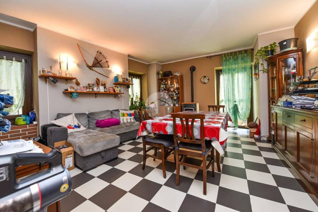 appartamento in vendita a Giaveno