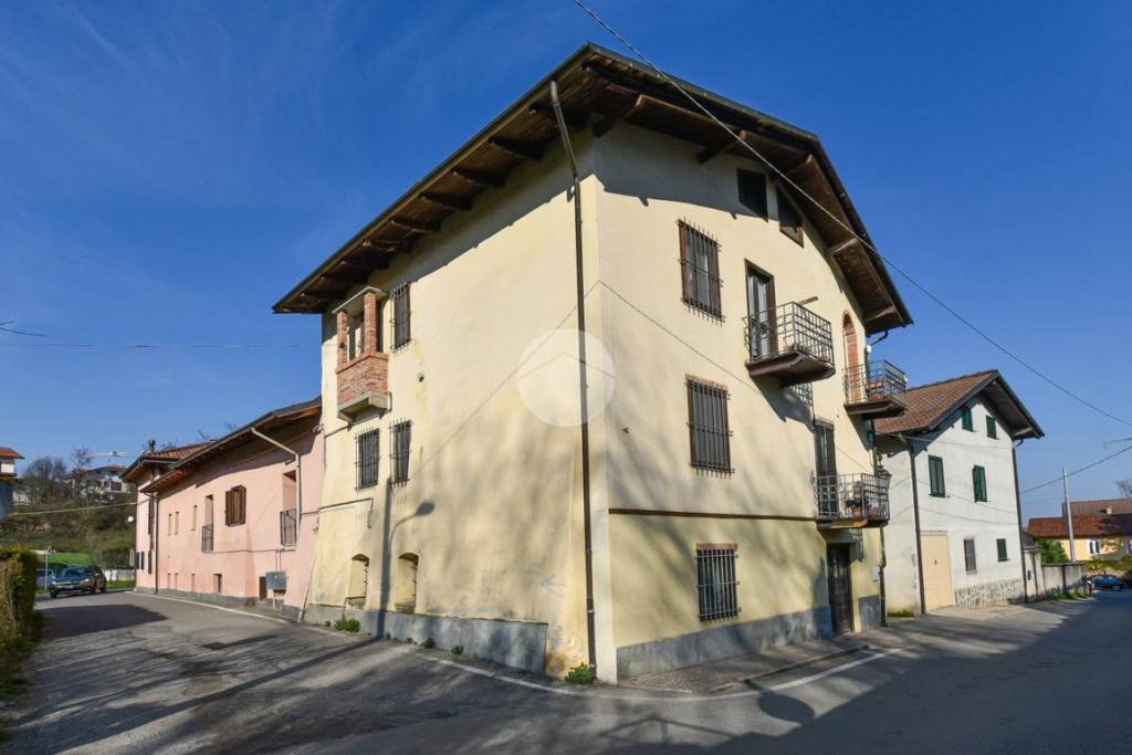 appartamento in vendita a Giaveno