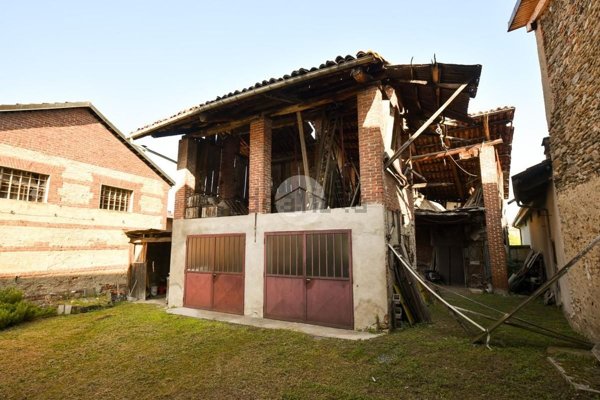 casa indipendente in vendita a Giaveno