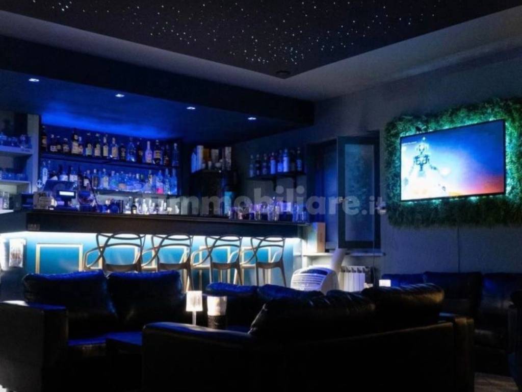 negozio in vendita a Giaveno