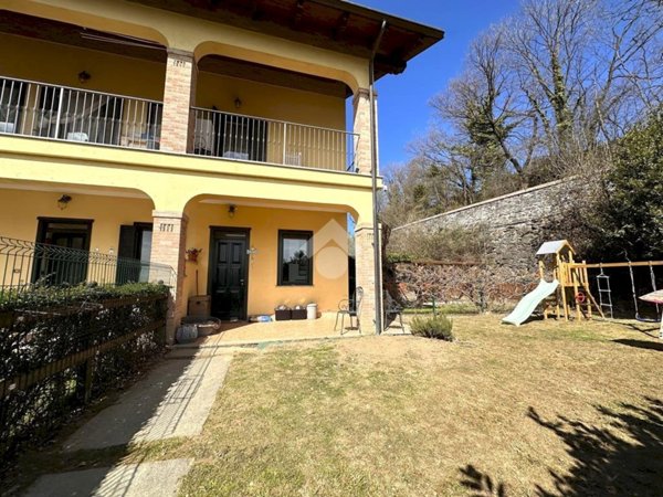 casa indipendente in vendita a Giaveno in zona Villa
