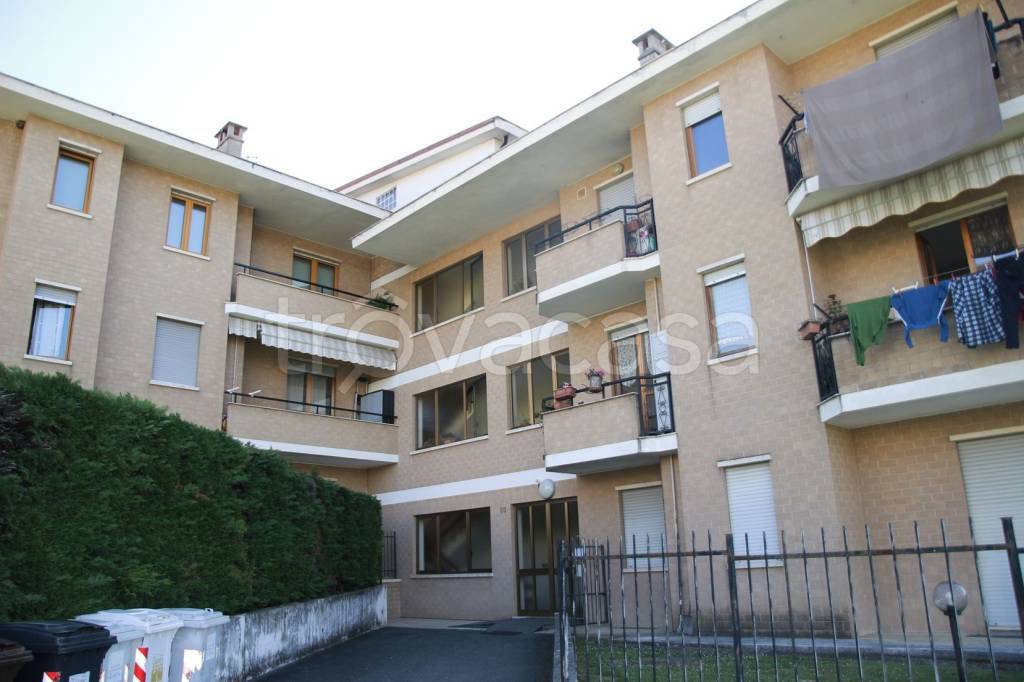 appartamento in vendita a Giaveno in zona Sala