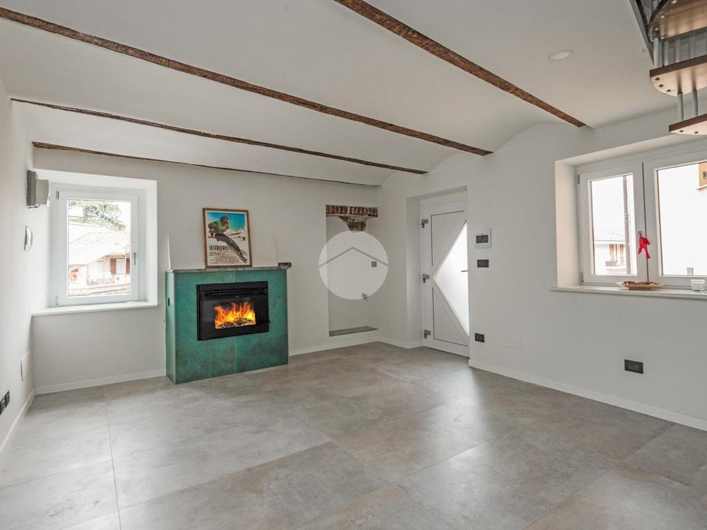 casa indipendente in vendita a Giaveno