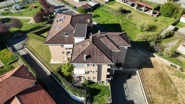 appartamento in vendita a Giaveno in zona Sala