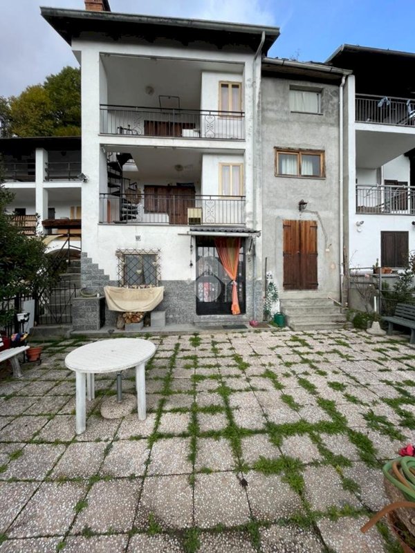 casa semindipendente in vendita a Giaveno