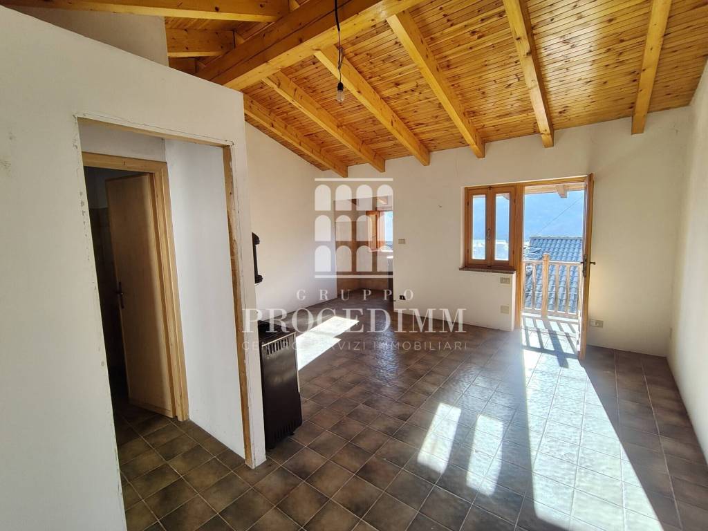 casa indipendente in vendita a Giaveno in zona Chiarmetta