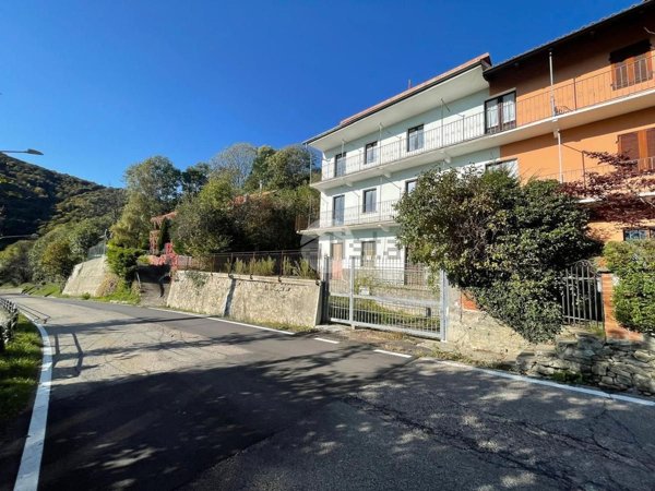casa indipendente in vendita a Giaveno
