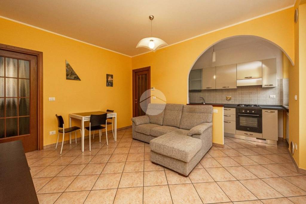 appartamento in vendita a Giaveno in zona Colpastore