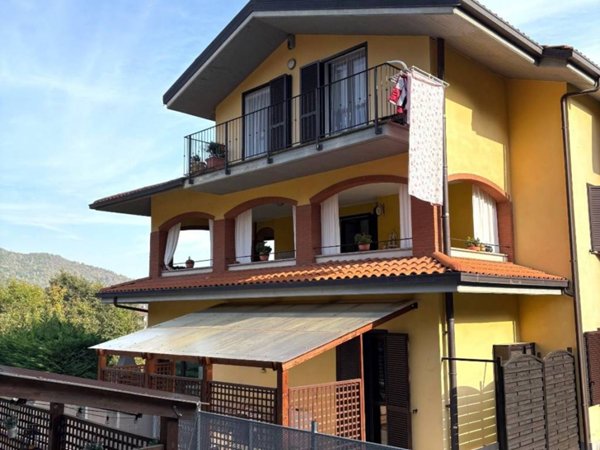 appartamento in vendita a Giaveno in zona Selvaggio