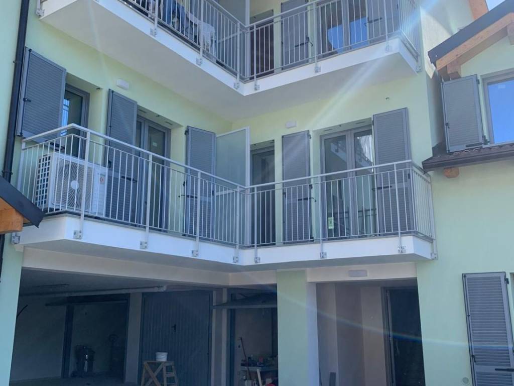 appartamento in vendita a Giaveno in zona Sala
