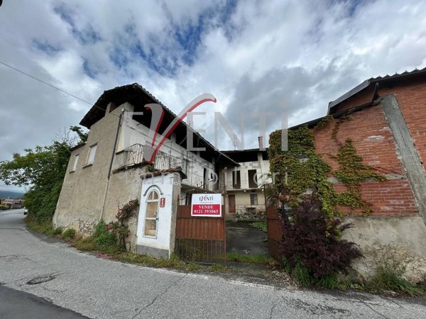 casale in vendita a Giaveno