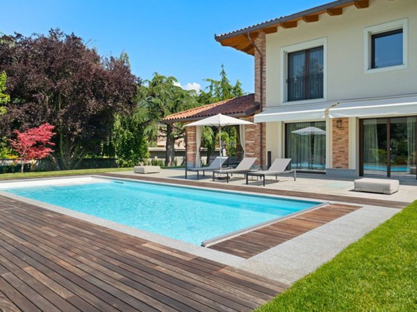 casa indipendente in vendita a Giaveno in zona Villa
