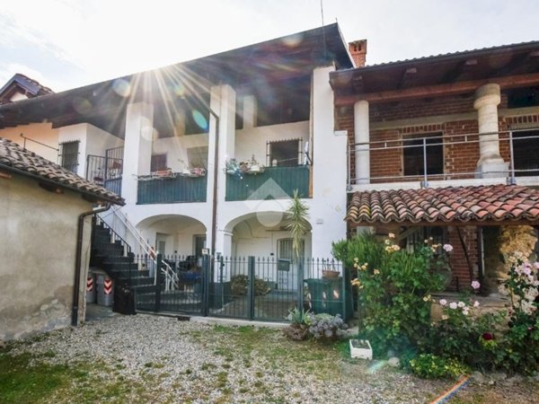 casa indipendente in vendita a Giaveno