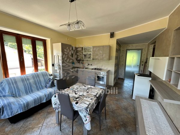 appartamento in vendita a Giaveno in zona Maddalena