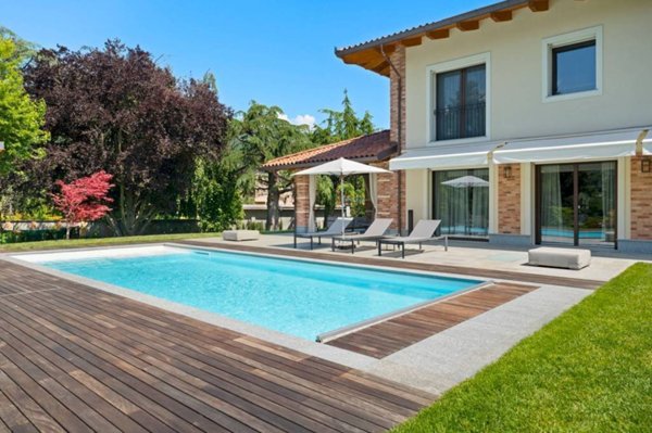 casa indipendente in vendita a Giaveno